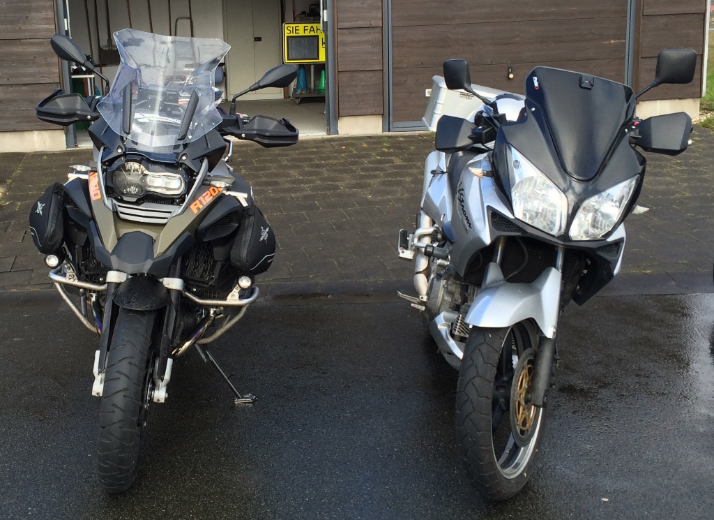 Tour000