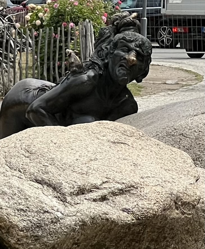 Hexentanzplatz, Skulptur der Hexe